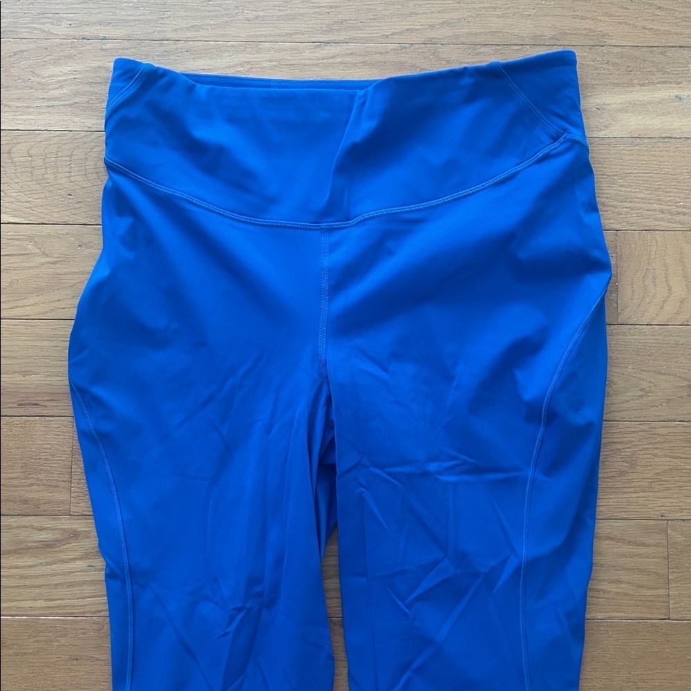Lululemon Blue Base Pace HR Tight Cropped Crop Length 23” Women's Size 14 Royal - Picture 6 of 11